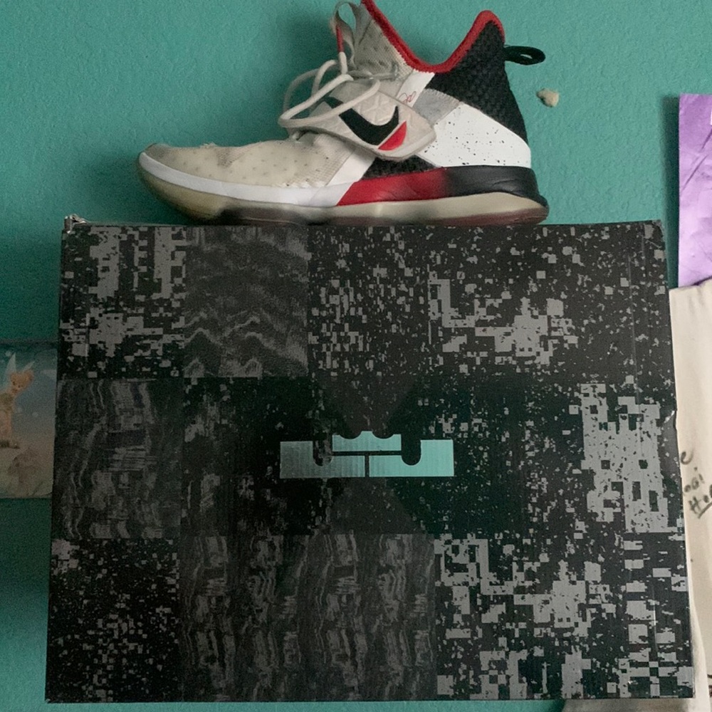 Nike LeBron 14 'Flip the Switch' Mens Sneakers Lebron XIV
